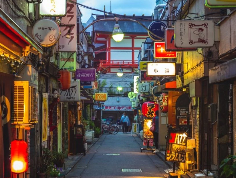 Golden Gai - Shinjuku @fr.japantravel.com