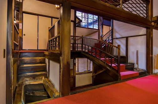 Intérieur du Myouryu-ji @goinjapanesque.com