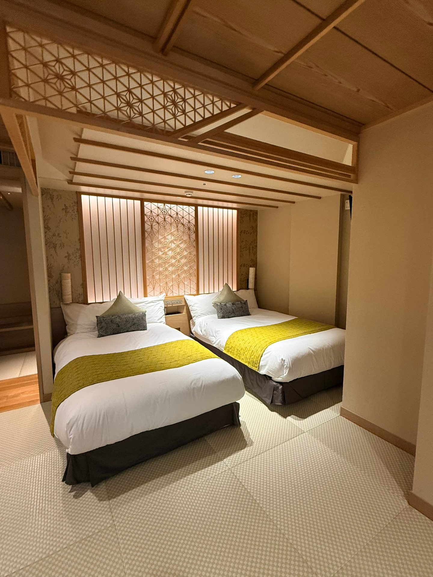 Asaya Hotel 