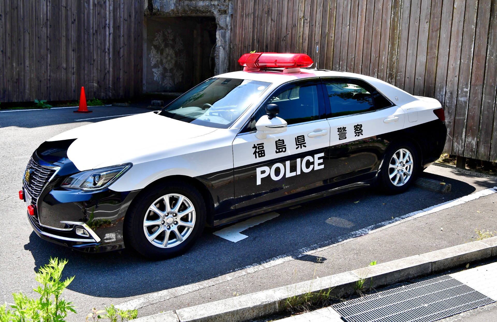Voiture de police japonaise